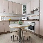 Rentafive - 120m2 - Ascensor - 2min Playa