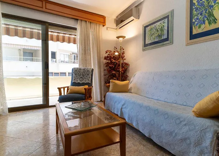 Rentafive - 120m2 - Ascensor - 2min Playa